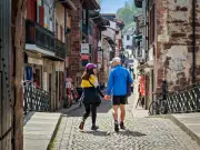 Saint-Jean-Pied-de-Port transformé par les pèlerins de Compostelle en moteur économique