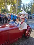Salies-de-Béarn célèbre la Journée nationale des véhicules d'époque avec un rassemblement exceptionnel