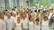 Sète : 300 natifs réunis grâce à Facebook pour un repas convivial