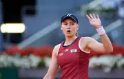 Tennis : l'arbitrage électronique fait débat après le match de Rybakina à Madrid