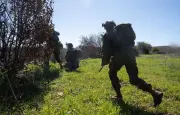 Tensions au Moyen-Orient : un soldat israélien tué au Liban, l'Iran verrouille Ormuz