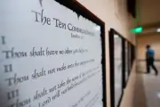 Texas : les Dix Commandements bientôt affichés dans les écoles publiques