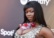 Theodora sacrée artiste féminine de l'année aux Flammes 2026