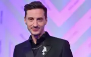 Thomas Jolly, metteur en scène des JO Paris 2024, dirigera la tournée Drag Race France Live