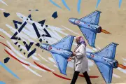 Téhéran se pare de fresques murales de résistance et de défiance anti-occidentale