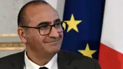 Titres de séjour : le plan massif de Nuñez pour désengorger les préfectures