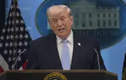 Trump menace l'Iran sur les frais de passage dans le détroit d'Ormuz