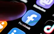 Un ancien ingénieur de Meta accusé d'avoir volé 30.000 photos privées sur Facebook