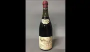 Un Romanée-Conti 1945 vendu à plus de 700 000 euros, pulvérisant le record mondial