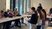 Une rencontre intergénérationnelle enrichissante au collège de Maraussan