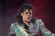 Vente aux enchères d'objets de Michael Jackson à Neuilly-sur-Seine