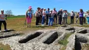 Visite de la Sarac au site archéologique du Sabel à Costes-Gozon