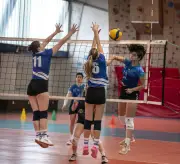 Volley N3 : Saintes s'impose aisément, La Rochelle chute face à Tours