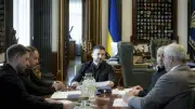 Zelensky accuse la Russie de gagner du temps après appel Trump-Poutine
