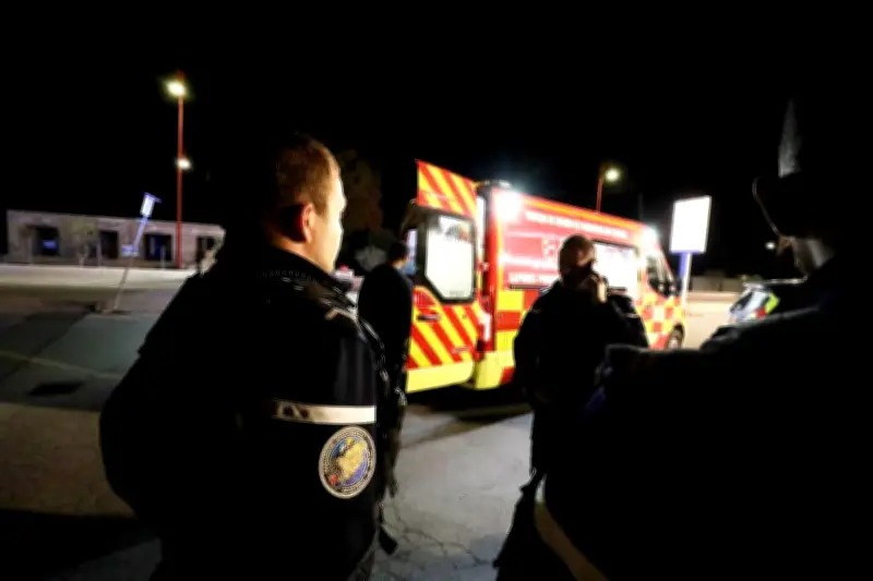 Accident grave de deux-roues sur l'A8 à Saint-Maximin : deux jeunes blessés