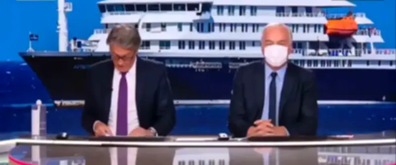 Hantavirus : les journalistes de BFMTV ressortent masques et gel en direct