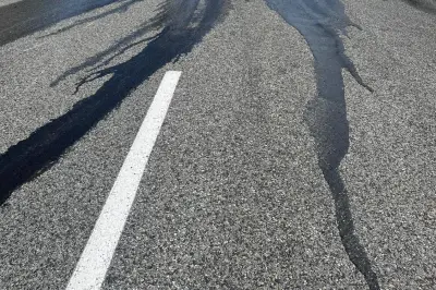 Accident de moto à Mandelieu : deux blessés graves, la moto prend feu