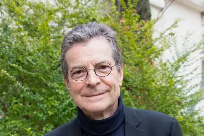 Antoine Compagnon : « En 1966, la France avait des projets qui fascinent les jeunes »