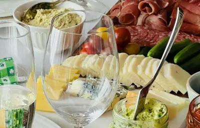 Apéro dînatoire de mai : 10 recettes de saison à partager