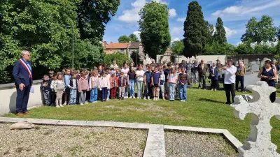 Aubiac associe les écoliers à la commémoration du 8 mai 1945