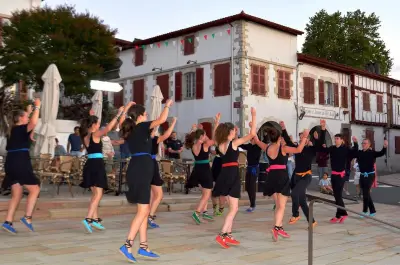 Bastidantza : danse traditionnelle et contemporaine à La Bastide-Clairence