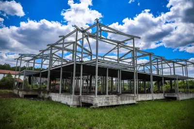 Chantier à l'abandon à Boé : le conflit entre promoteur et bailleur se règle au tribunal