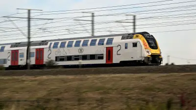 Collision entre un car scolaire et un train en Belgique : plusieurs victimes