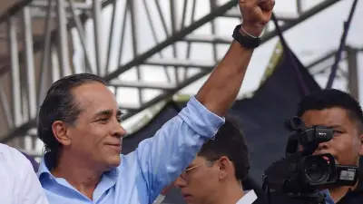 Colombie : véhicule d'un sénateur visé par des tirs à deux semaines de la présidentielle