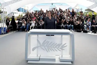 Dans les coulisses du photocall de Cannes : ambiance safari et effervescence