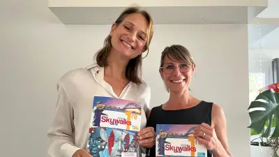 Deux profs d'anglais de l'Hérault co-créent un manuel scolaire