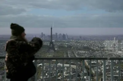 Drapeau palestinien à la tour Eiffel : six militants en garde à vue