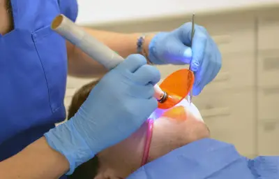Ex-dentiste condamné à six ans de prison pour mutilations en Lozère
