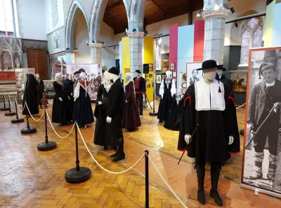 Exposition sur les costumes d'Aezkoa au Musée de Biarritz