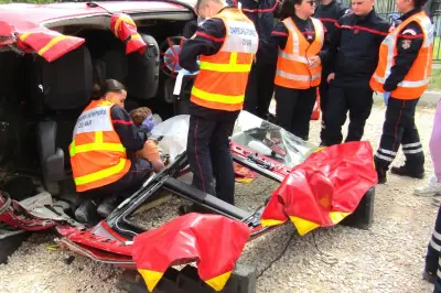 Fin de formation grandeur nature pour les jeunes sapeurs-pompiers à Rians