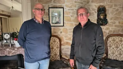 Gery Delbecque cède la présidence de la confrérie bachique du Gard rhodanien