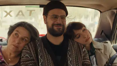 Hakim Jemili éblouit dans 