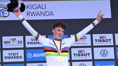 Harry Hudson percuté par une moto : le champion du monde junior gravement blessé