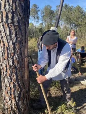 Hommage aux gemmeurs à l'Écomusée de Marquèze le 7 juin