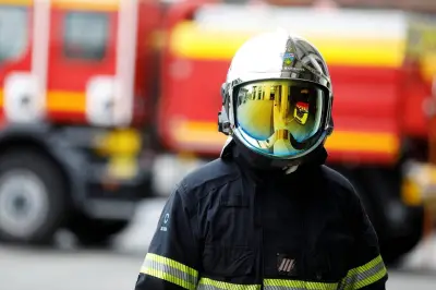 Incendie place du marché Draguignan : 30 pompiers mobilisés, habitants évacués