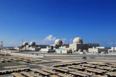 Incendie près d'une centrale nucléaire aux Émirats, frappes au Liban