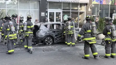 Incendie spectaculaire près du Taureau de Wall Street à New York