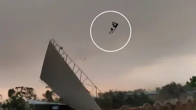 Inde : un ouvrier projeté à 25 mètres par une tempête survit miraculeusement