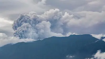 Indonésie : 20 disparus après l'éruption du volcan Dukono