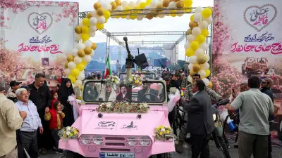 Iran : des mariages collectifs pour les couples prêts au sacrifice
