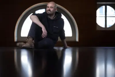 Julien Gosselin, metteur en scène brillant, veut combattre le désespoir