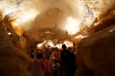 Lascaux IV : 10 ans et 3,5 millions de visiteurs, un succès touristique majeur