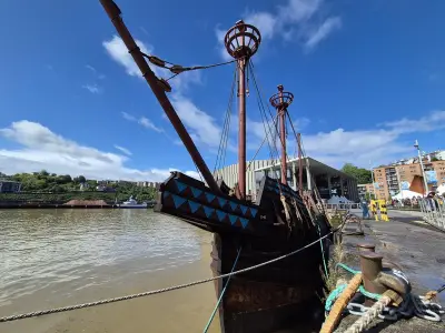Le baleinier basque San Juan, star du festival maritime de Pasaia