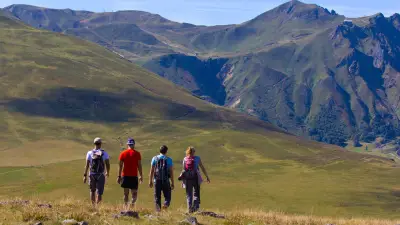 Le Massif du Sancy : une destination estivale d'exception en Auvergne