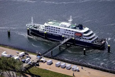 Le MV Hondius accoste aux Pays-Bas après sept semaines en mer