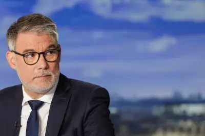 Le PS doit-il renoncer à la présidentielle ? L'analyse d'Urvoas